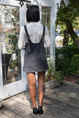 DELIGHTFUL DAISY BACK VIEW EMBROIDERED FLOWERS