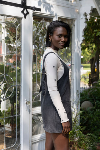 JUNIPER MINERAL WASH OVERALL DRESS IN BLACK FRONT POCKETS ADJUSTABLE STRAPS