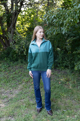 LOVE YOUR GREENS COLOR BLOCK SWEATER TWO TONE GREEN AND TEAL QUARTER ZIP PULLOVER