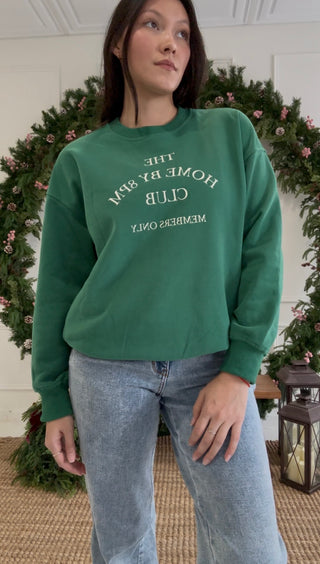Curfew Queen Crewneck - Green