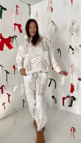 Holly Jolly Quilted Joggers