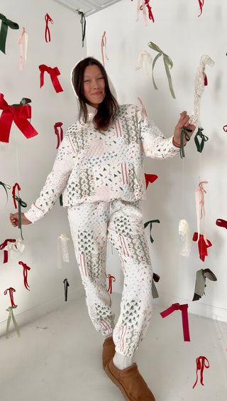 Holly Jolly Quilted Joggers