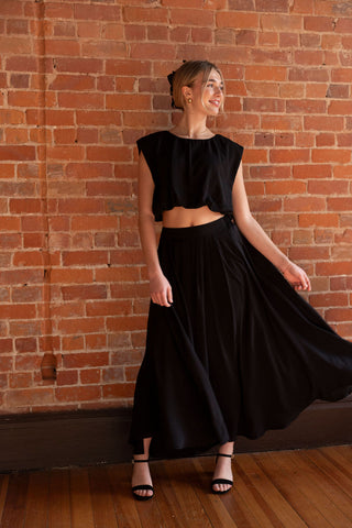 Dancing Night Dame Midi Skirt