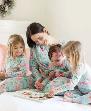 MULTI COLORED GINGERBREAD HOUSE PAJAMAS 2 PIECE SET LONG SLEEVE LONG PANTS BY MARY SQUARE
