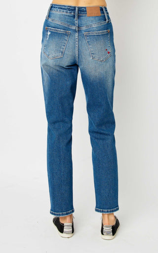 Judy Blue Queen of Hearts Boyfriend Jeans