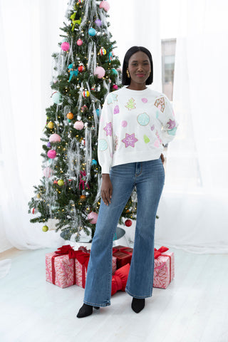 MY FAVORITE GINGERBREAD SWEATSHIRT IN WHITE WITH ROUND NECK AND SEQUIN EMBELLISHED SWEATSHIRT LONG SLEEVE